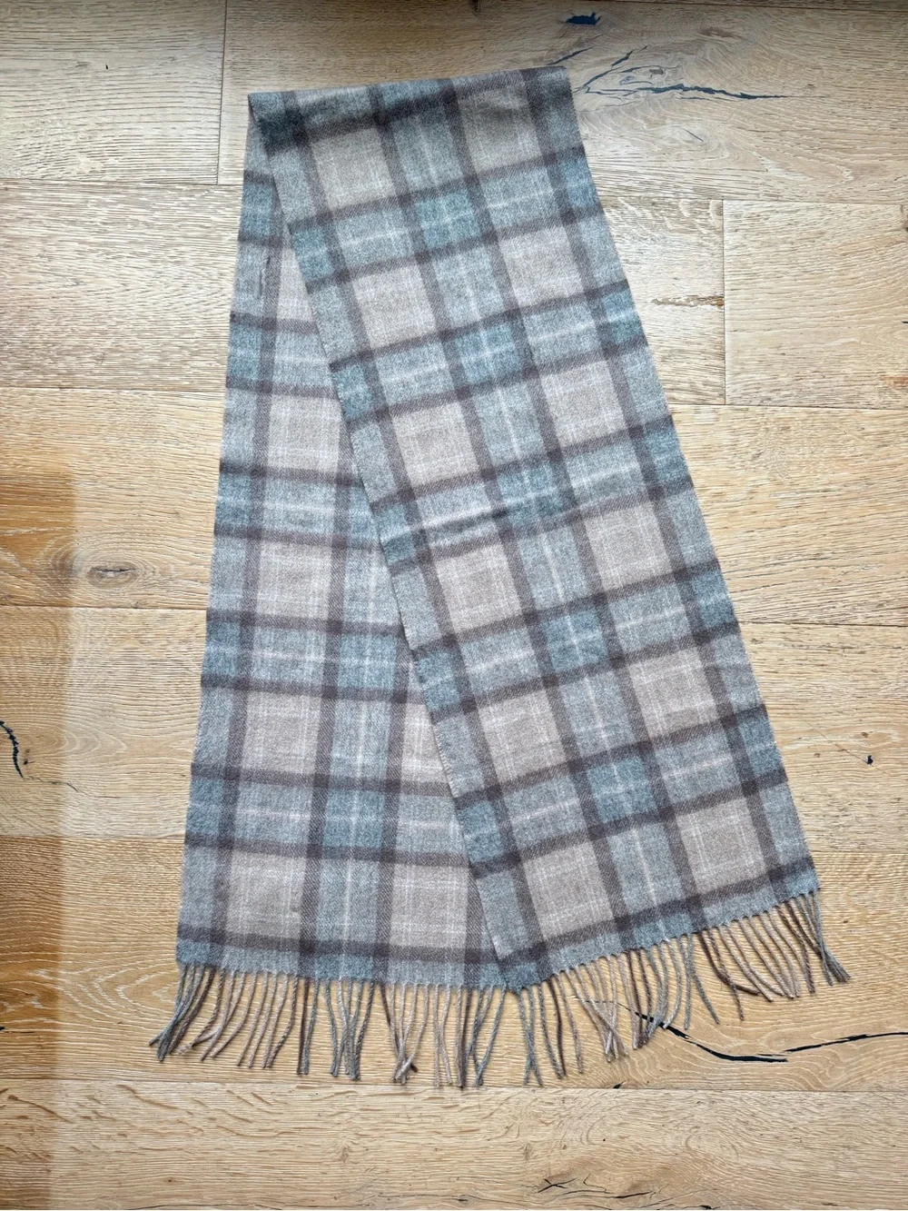 🔥James Pringle Scotland Tartan Wool scarf NEW With tags Price Firm!